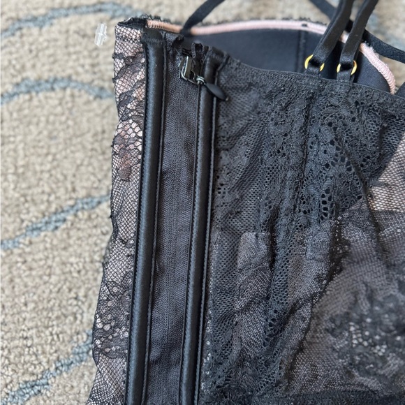 Victoria's Secret Black and Pink Chemise - Picture 5 of 8